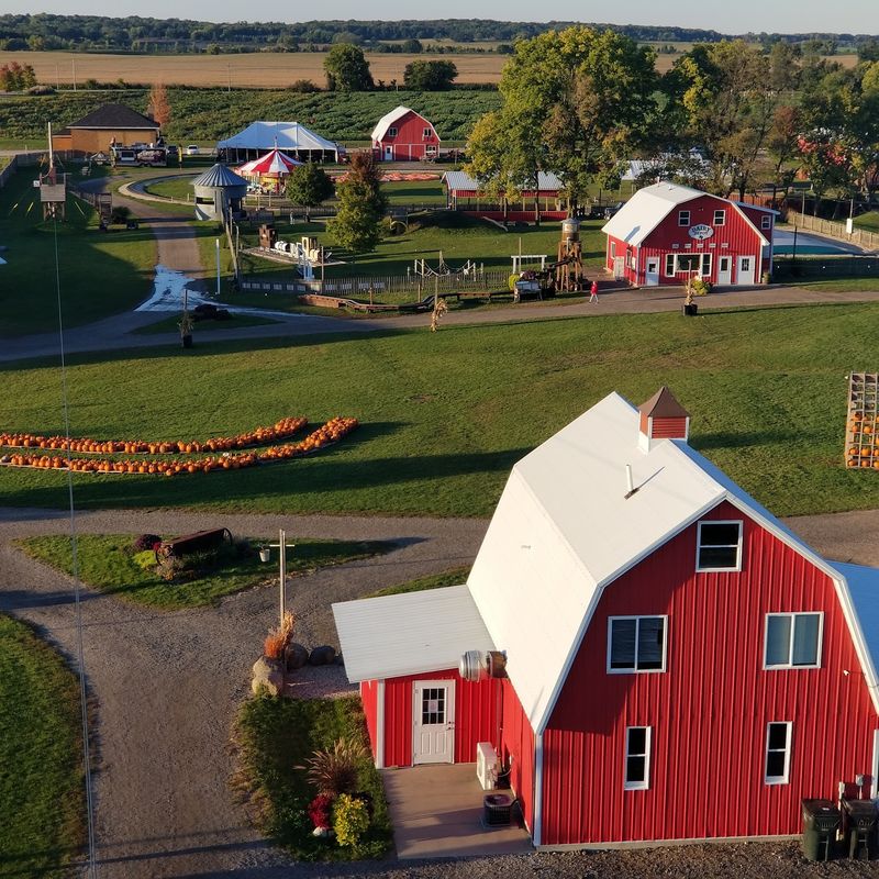 Richardson Adventure Farm (Spring Grove) Richardson Adventure Farm (Spring Grove)