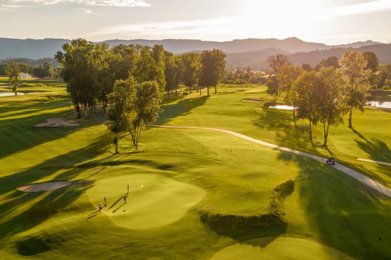 Tee Times, Quiet Hours and Smart Timing Tee Times, Quiet Hours and Smart Timing