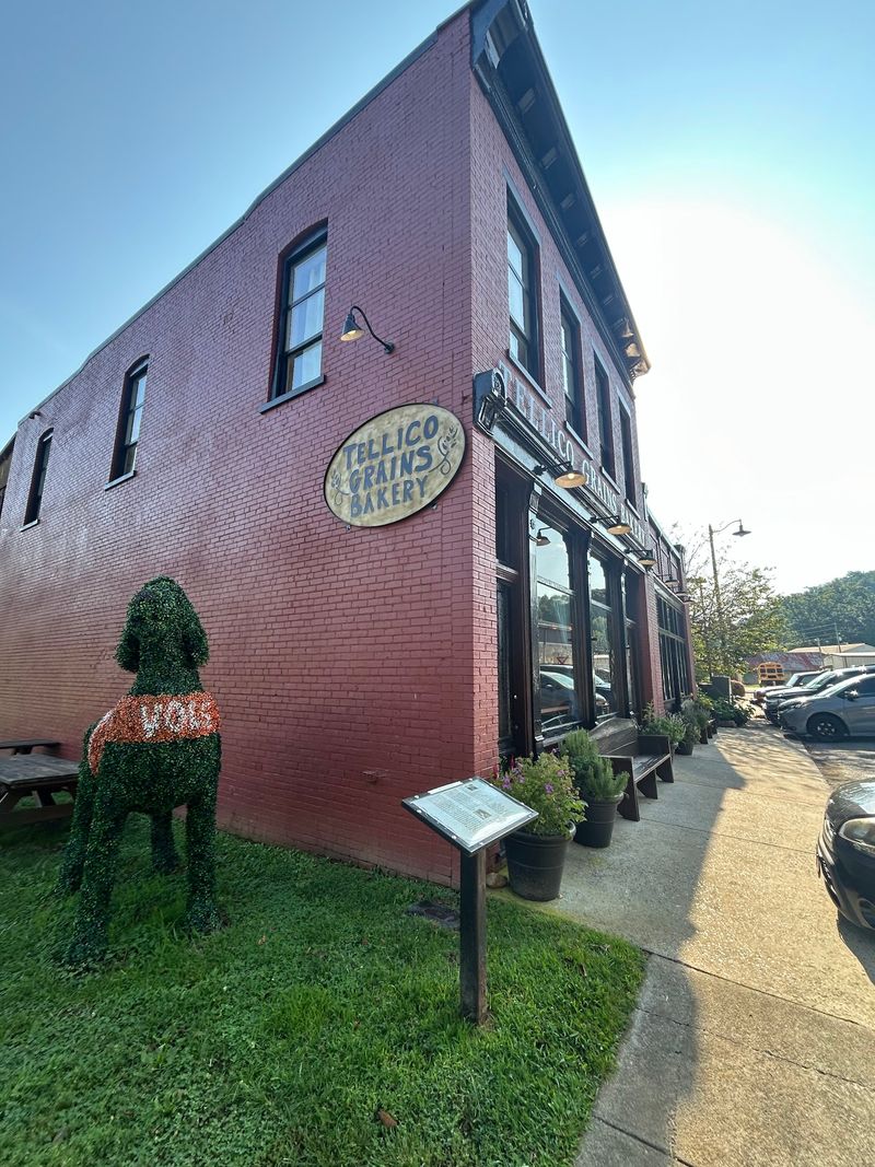 Tellico Grains Bakery - Tellico Plains