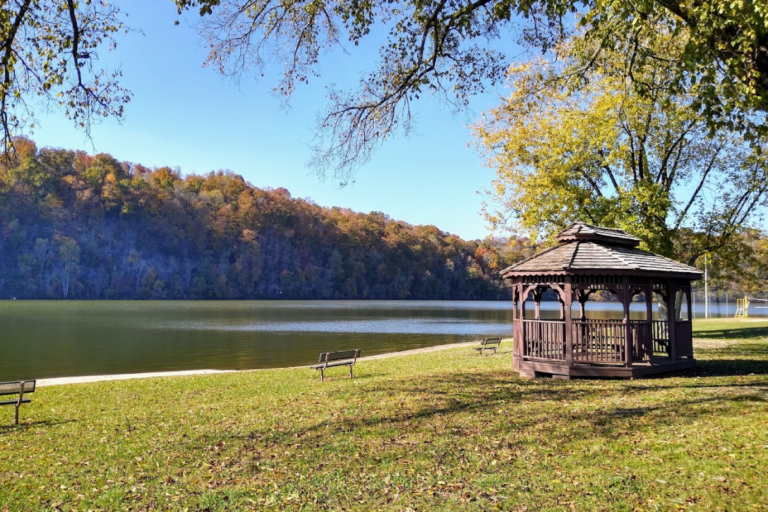 Tennessee’s 5 Safest Small Towns for 2026, According to the Latest Rankings