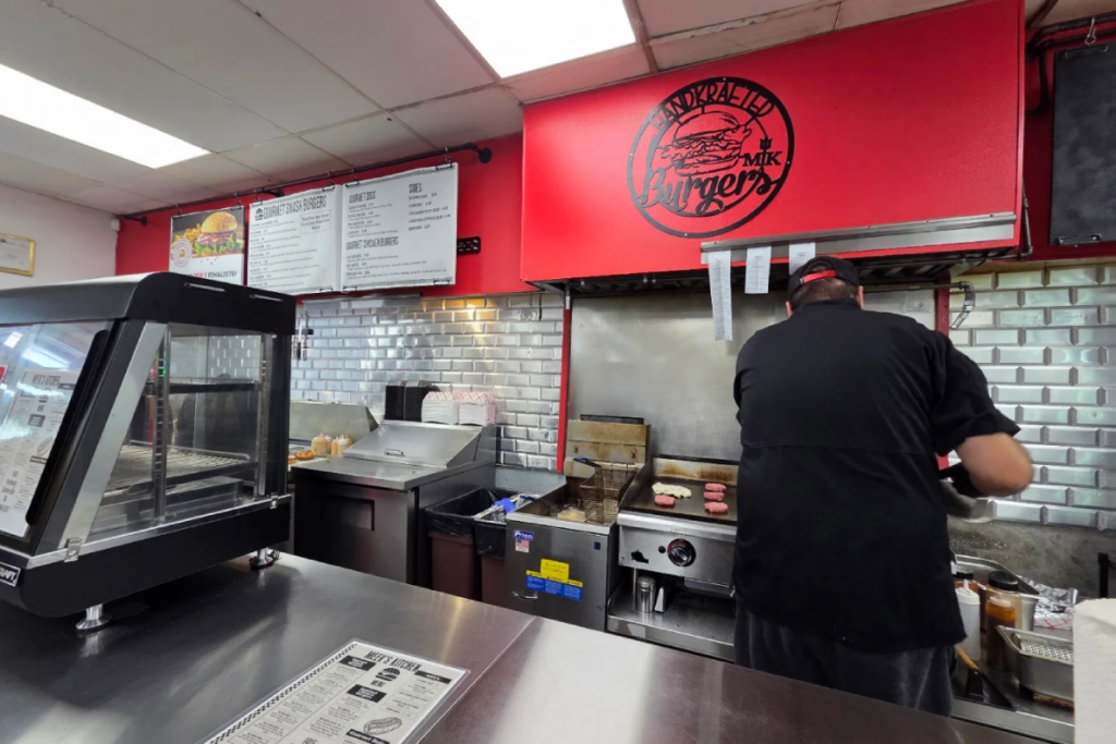 Tennessee’s Best Burger for 2026 Is Hiding Inside This Unassuming Gas Station