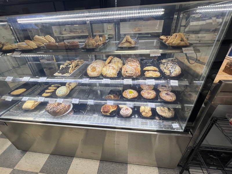 That Old School Bakery Feel That Old School Bakery Feel