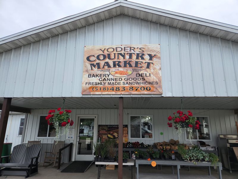 The Amish Family Behind the Counter