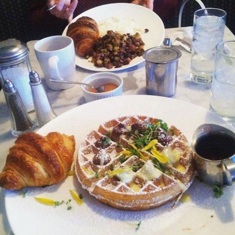 The Blue Door Cafe & Bakery, Cuyahoga Falls: Turn Breakfast Into an Occasion The Blue Door Cafe & Bakery, Cuyahoga Falls: Turn Breakfast Into an Occasion