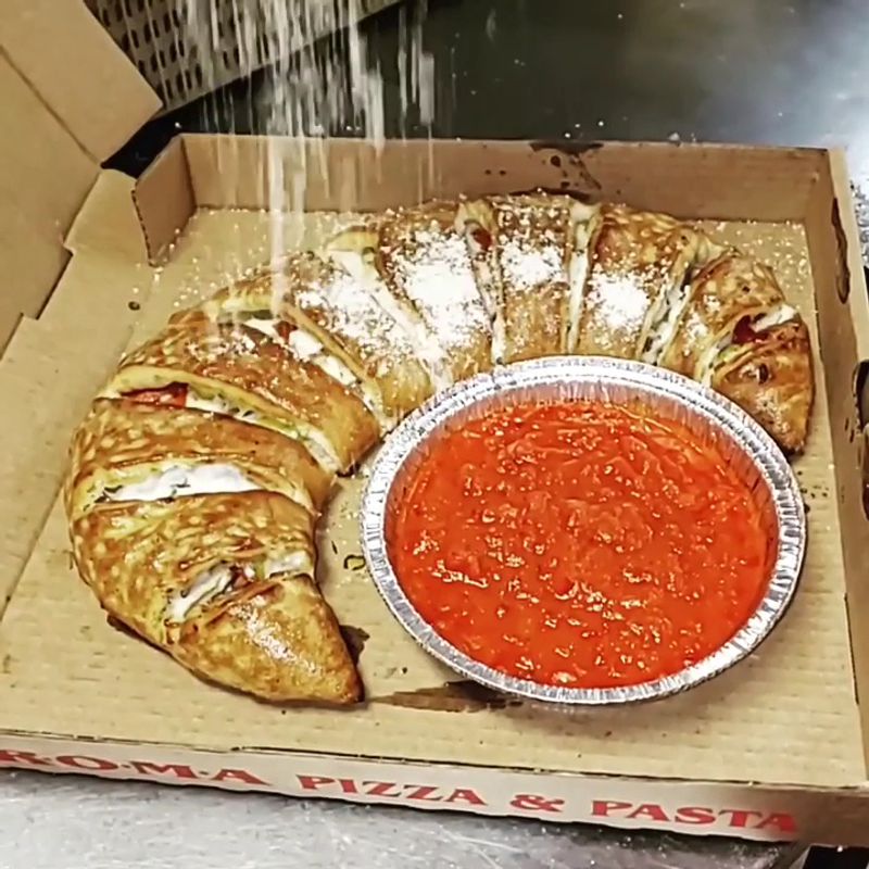 The Calzone That Came to Fill You Up