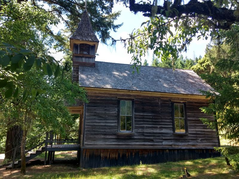 The Church and Schoolhouse at the Heart of the Visit The Church and Schoolhouse at the Heart of the Visit
