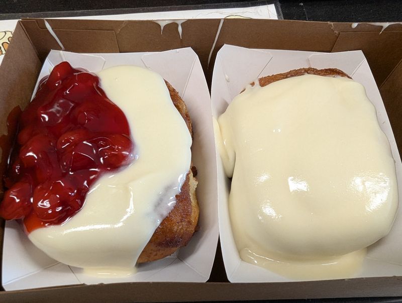 The Frosting Deserves Its Own Fan Club The Frosting Deserves Its Own Fan Club