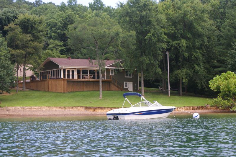 The Lake House on Dale Hollow, Monroe, TN The Lake House on Dale Hollow, Monroe, TN