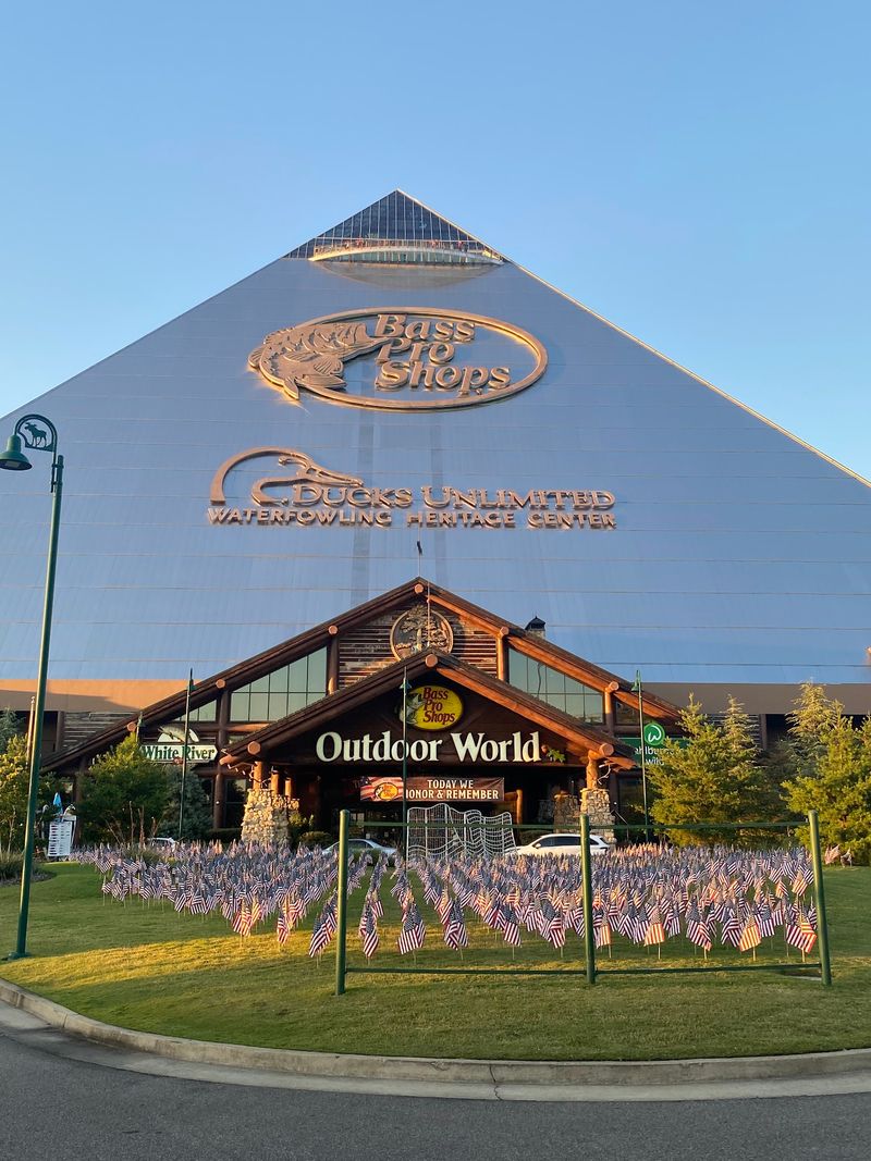 The Memphis Pyramid The Memphis Pyramid