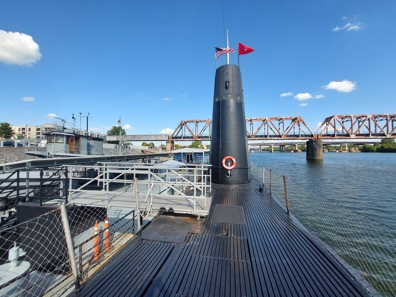 The Story of USS Razorback The Story of USS Razorback