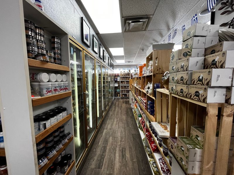 The Yogurt Counter Can Rewrite Your Breakfast Plans