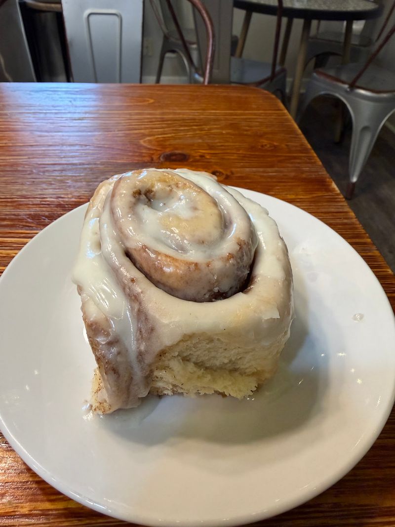 These Cinnamon Rolls Have Fans Planning Whole Trips Around Them