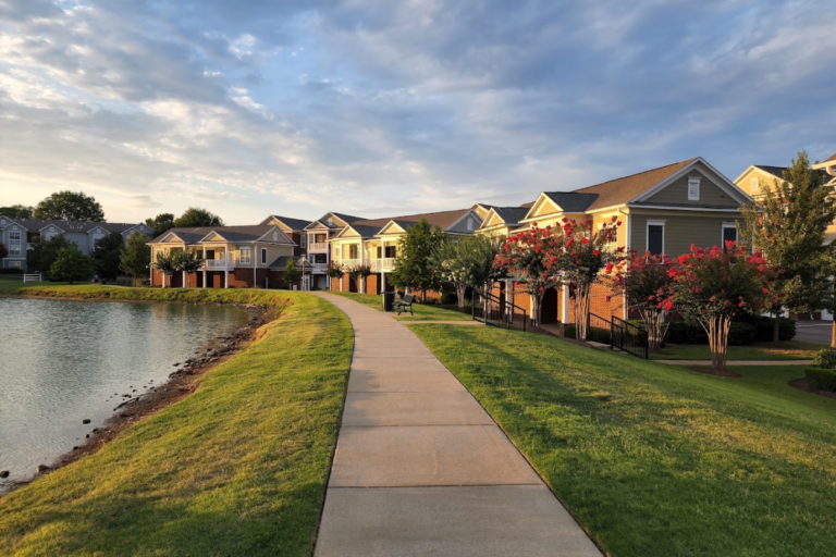 Thinking About Retiring in Tennessee? Here Are 12 Places Worth a Look