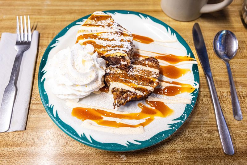 This Crunchy French Toast Is Anything But Ordinary This Crunchy French Toast Is Anything But Ordinary