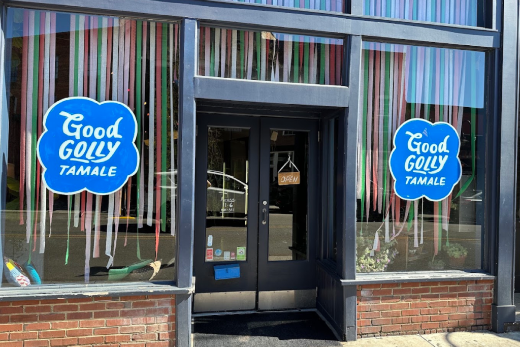 This Tennessee Tamale Shop Started on a Tricycle – Now Locals Can’t Get Enough