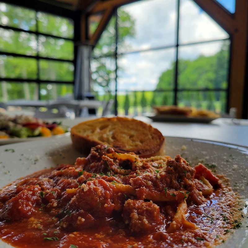 Timberstone Restaurant, Russell Timberstone Restaurant, Russell