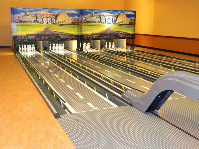 S.I. Bowl Family Fun Center (Carterville) S.I. Bowl Family Fun Center (Carterville)