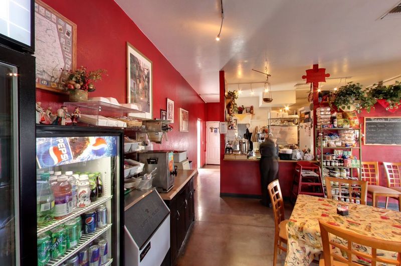 Two Owners, One Small Kitchen Two Owners, One Small Kitchen