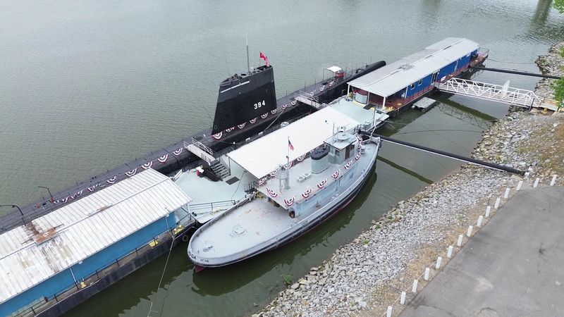USS Hoga and the Tugboat Story USS Hoga and the Tugboat Story