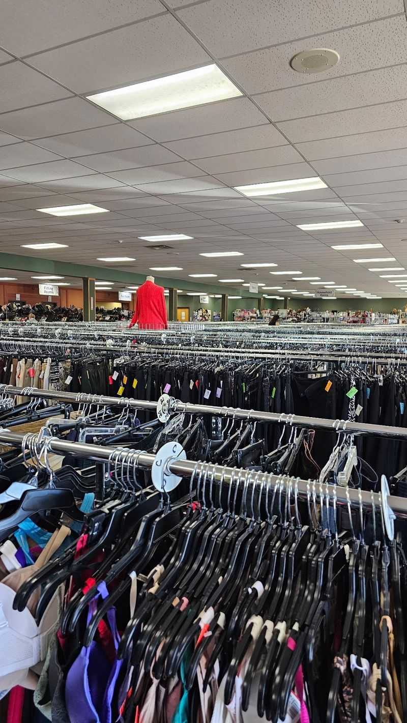 An Illinois Thrift Shop With a Bigger Mission An Illinois Thrift Shop With a Bigger Mission