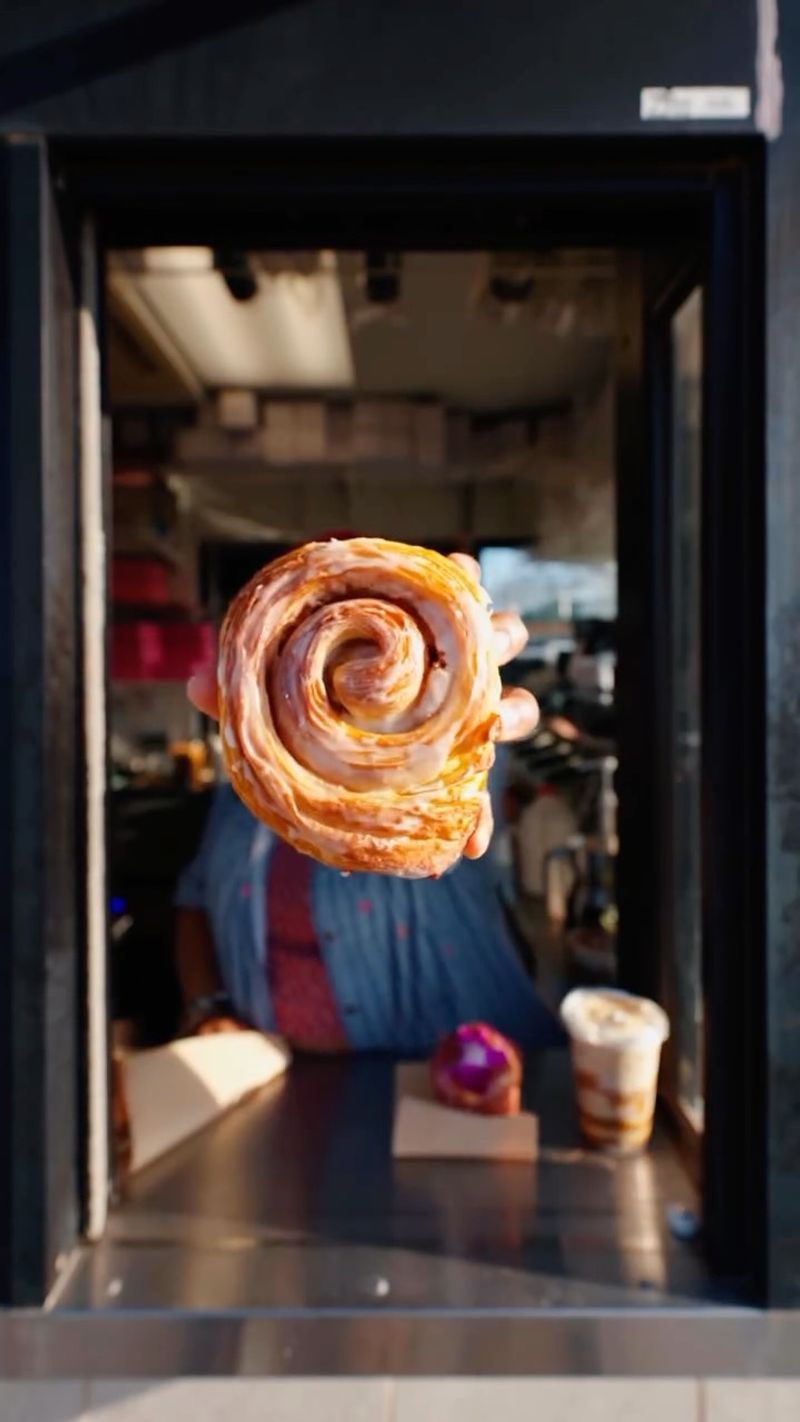 Val’s Bakery, Dayton: Give Your Morning a Playful Twist Val’s Bakery, Dayton: Give Your Morning a Playful Twist