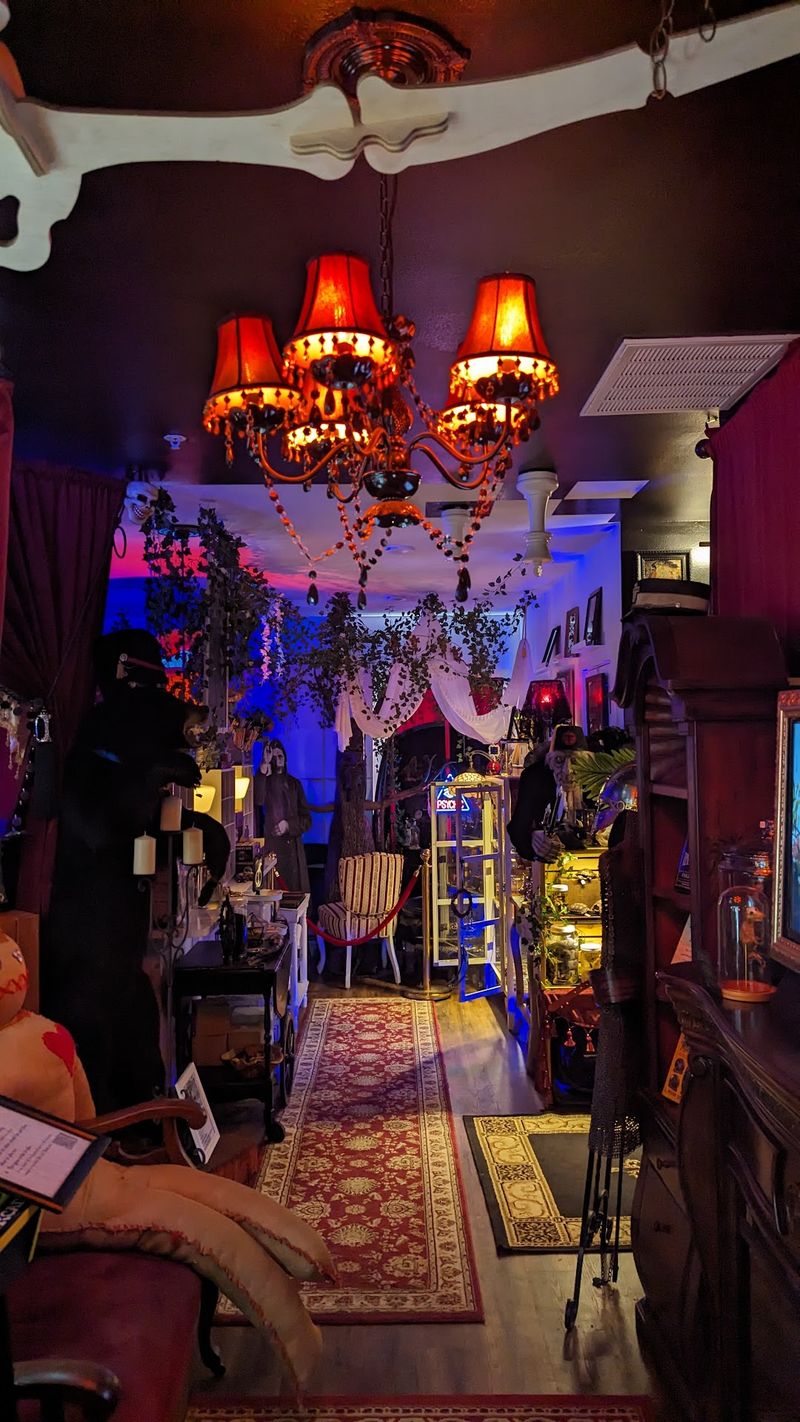 Victorian Atmosphere Inside a Modern Building Victorian Atmosphere Inside a Modern Building