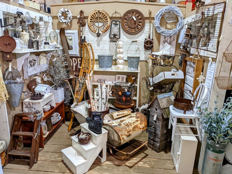 Vintage Finds Alongside Handmade Goods Vintage Finds Alongside Handmade Goods