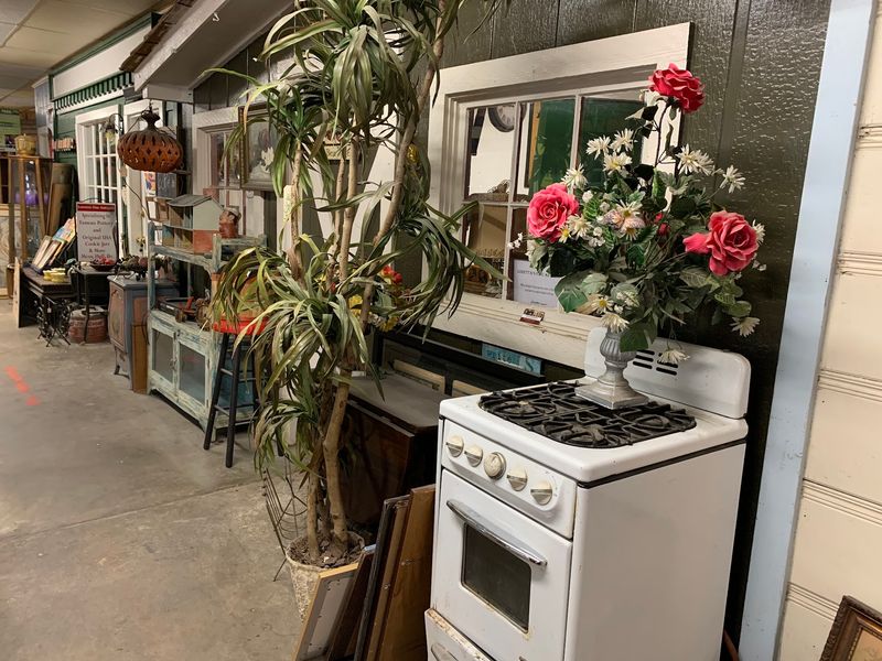 Vintage Lovers Might Need An Extra Trunk