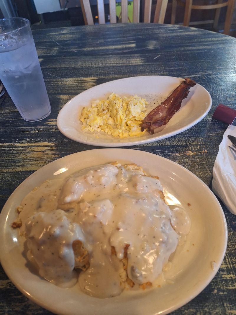What Makes Little Diner On 1st So Special To Locals