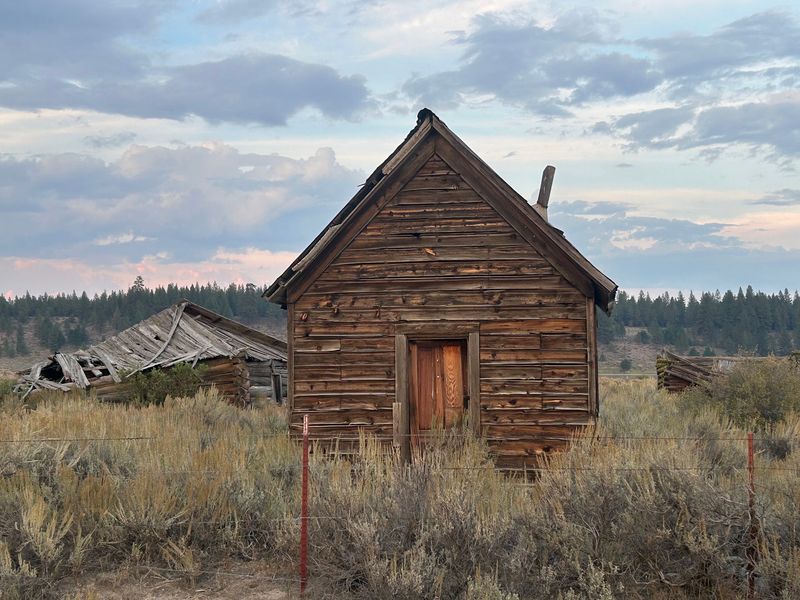 Whitney ghost town, Sumpter