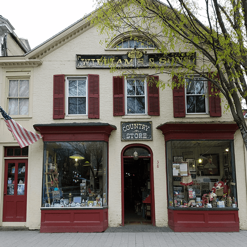 Williams & Sons Country Store - Stockbridge