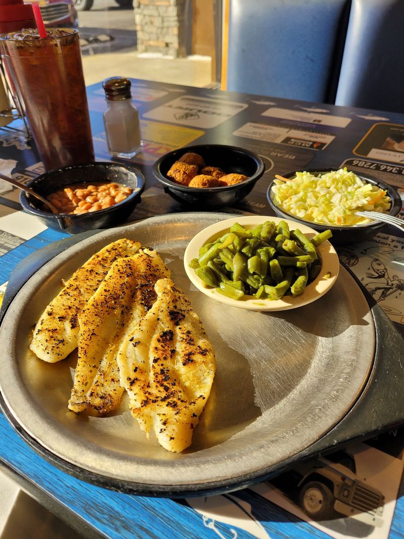 Worth the Stop for a Catfish Craving