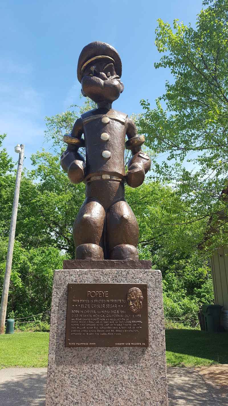 A Bronze Sailor Above the Mississippi