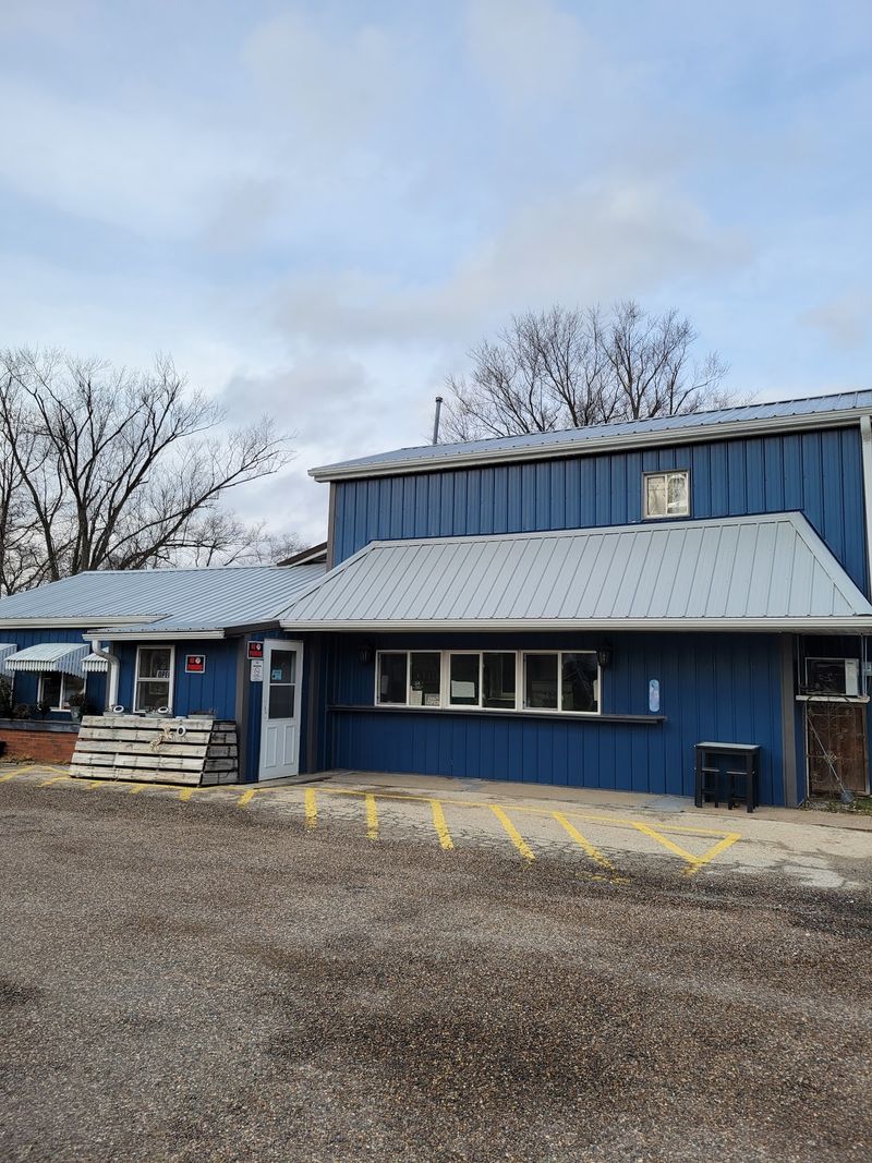 Bernadotte Cafe & Bar, Ipava, IL