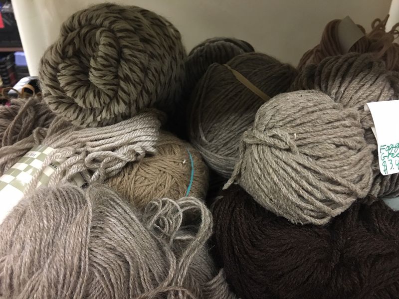 Yarn Scraps That Bring Cozy Fall Texture Yarn Scraps That Bring Cozy Fall Texture