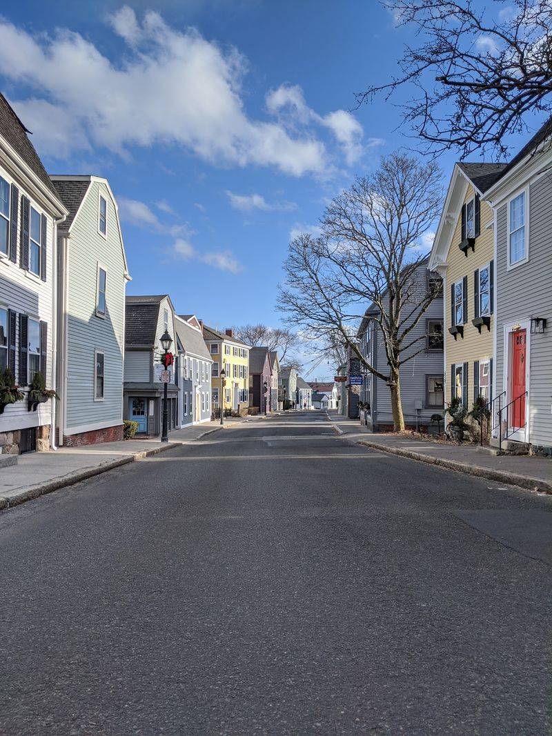 You Can Trade The Tour Buses For Quiet Colonial Lanes