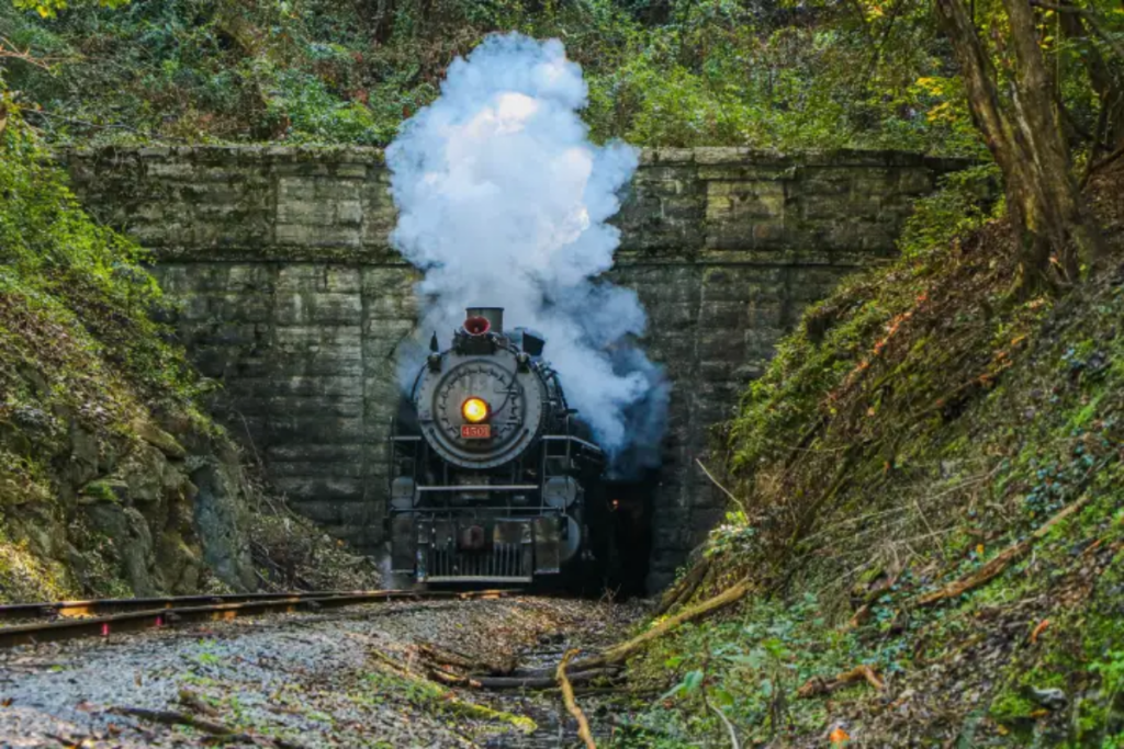 You Have Until November 8 to Experience This Magical Tennessee Steam Train Ride