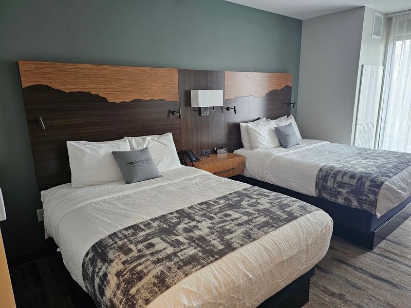 Your Room Might Be Wearing The Colors Of A Cardinal