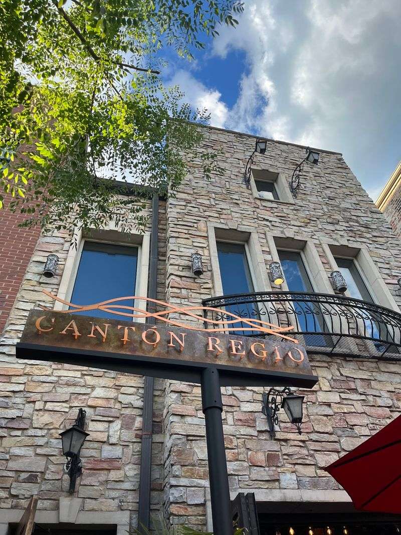 A Rustic Corner on Pilsen's 18th Street