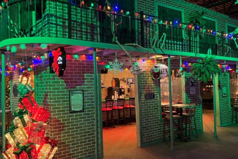 A Former Ohio Factory Transforms Into A Mile-Long Haunted Experience At Night