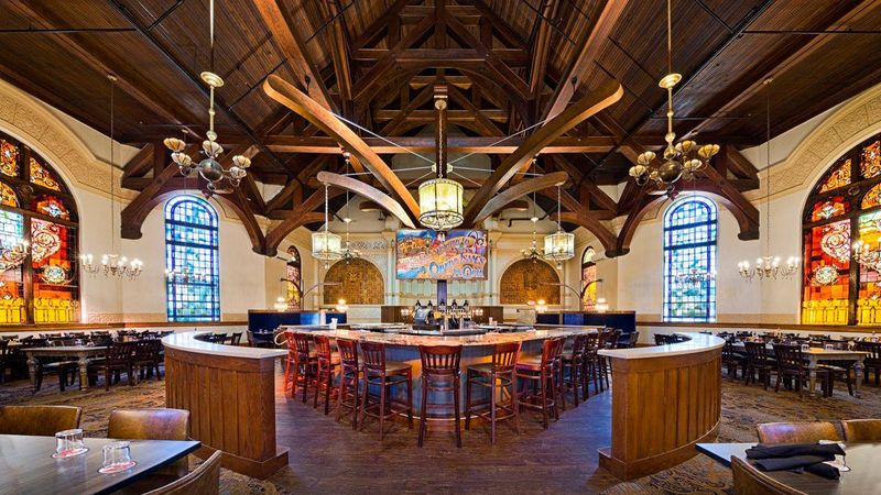Obed & Isaac’s Microbrewery and Eatery Obed & Isaac’s Microbrewery and Eatery