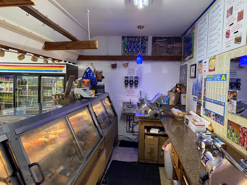 Your Italian Sub Might Arrive Warm, And That's A Good Thing Your Italian Sub Might Arrive Warm, And That's A Good Thing