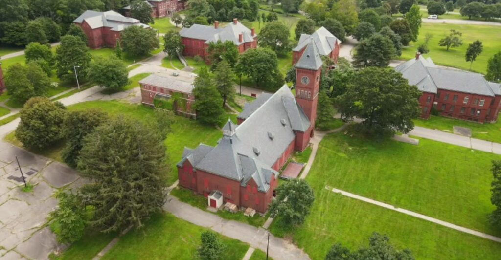 Darkness Adds Another Layer Of Mystery To This Abandoned Massachusetts Hospital