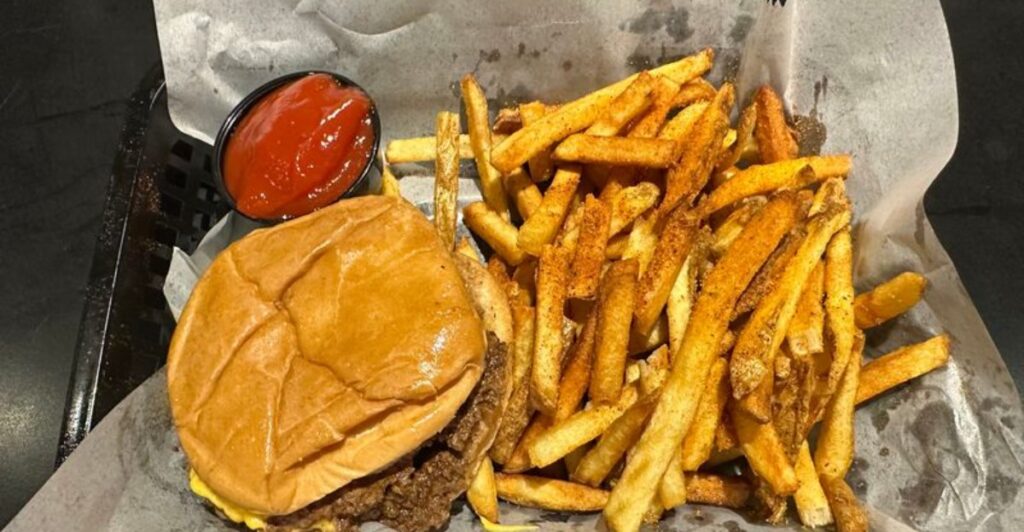 Don’t Let the Humble Exteriors Fool You: Some of Tennessee’s Best Cheeseburgers Are Hiding in These Hole-in-the-Wall Gems