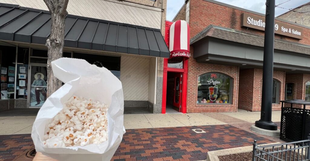 Families Line Up for Freshly Popped Popcorn at This Tiny Illinois Shop