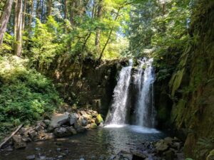 This Oregon Waterfall Loop Packs Four Roaring Falls Into a Walk Shorter Than Two Miles