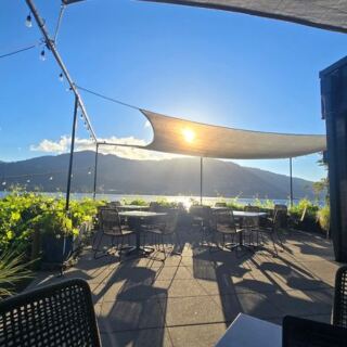 This Oregon Dining Deck Pairs Homemade Pasta With Sunsets Over the Columbia River