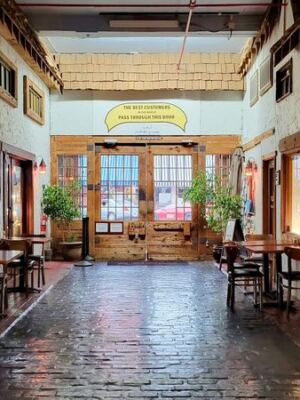 Locals Guard This Old-School Oregon Deli Like a Secret, and One Bite Explains Why