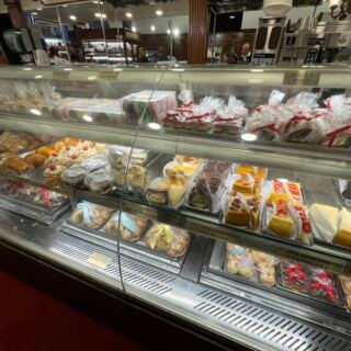 The Little Italy Bakery Where Five Generations Have Filled Pastry Shells On The Same Block Since 1892