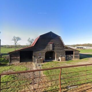 4 Arkansas Farm Stands And Butcher Shops Where Families Stock Up On Eggs, Honey, And Beef For Less